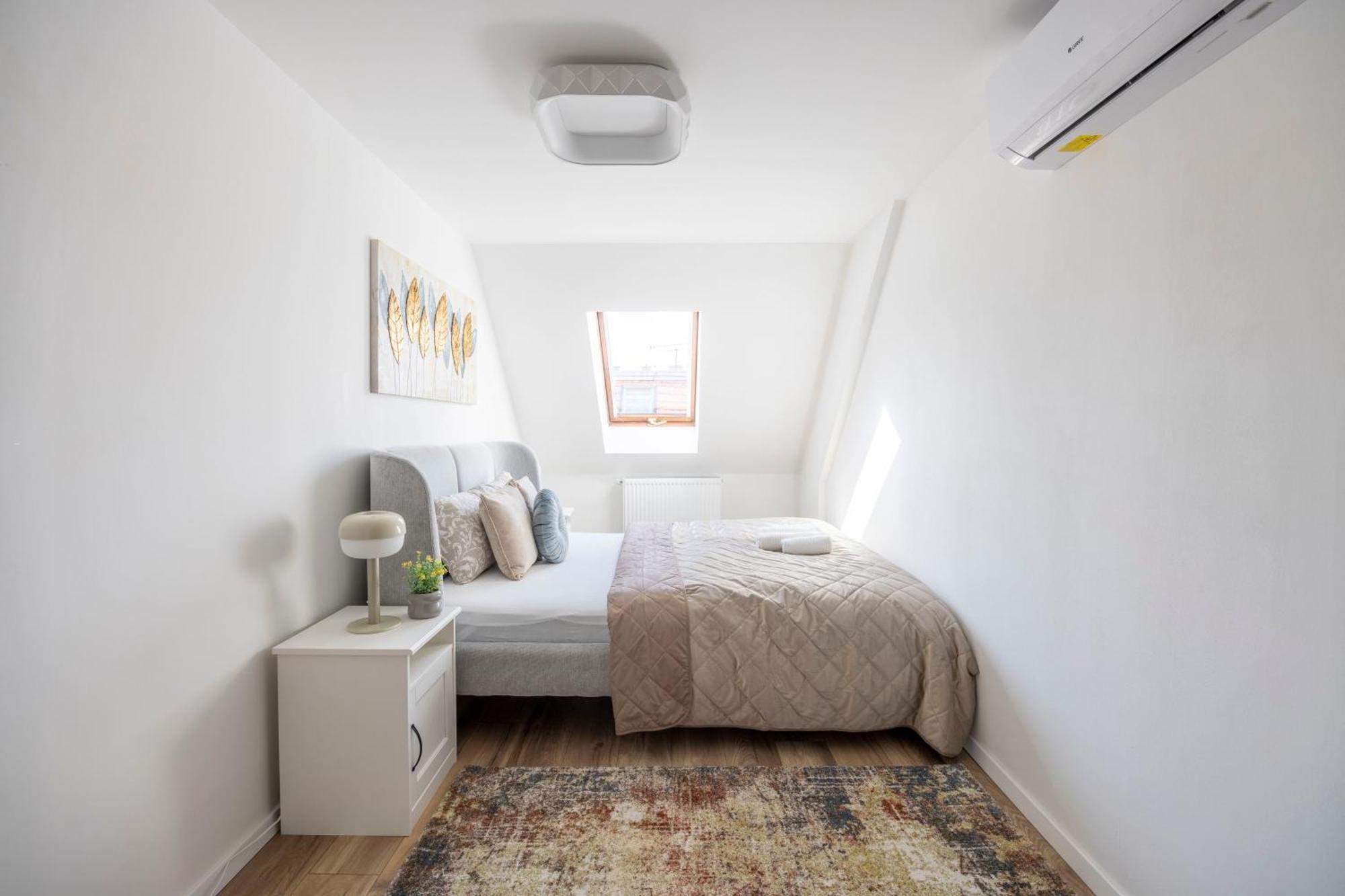 Exclusive & Central Duplex Residence By Prestige Homes Budapest Kültér fotó