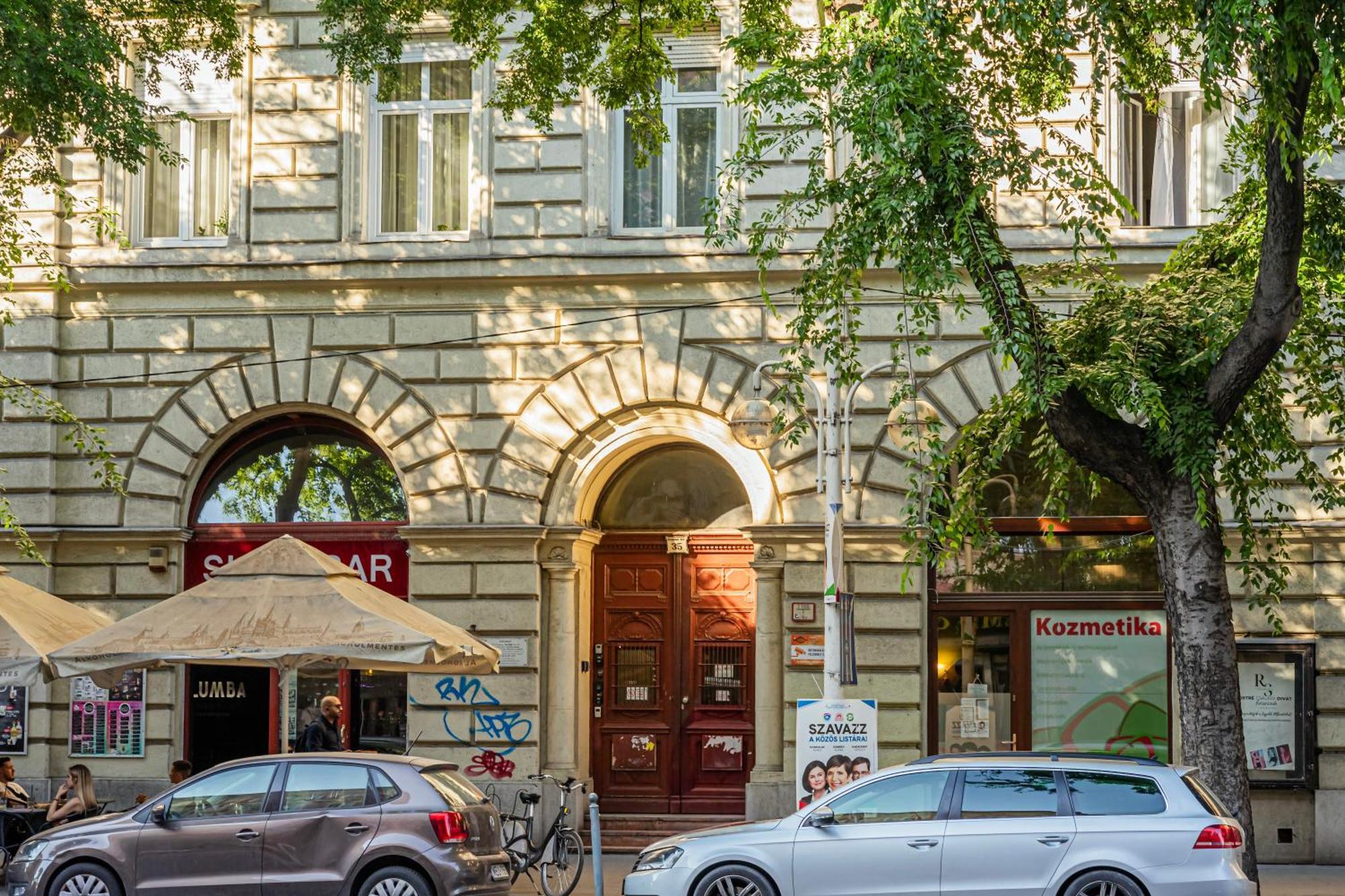 Exclusive & Central Duplex Residence By Prestige Homes Budapest Kültér fotó